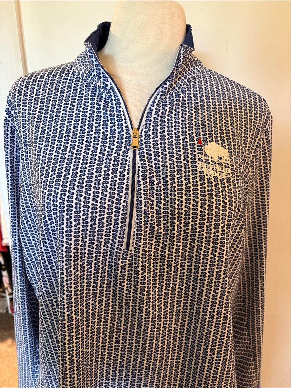 Fairway & Greene Navy and White V-Neck Quarter-Zip Sweater